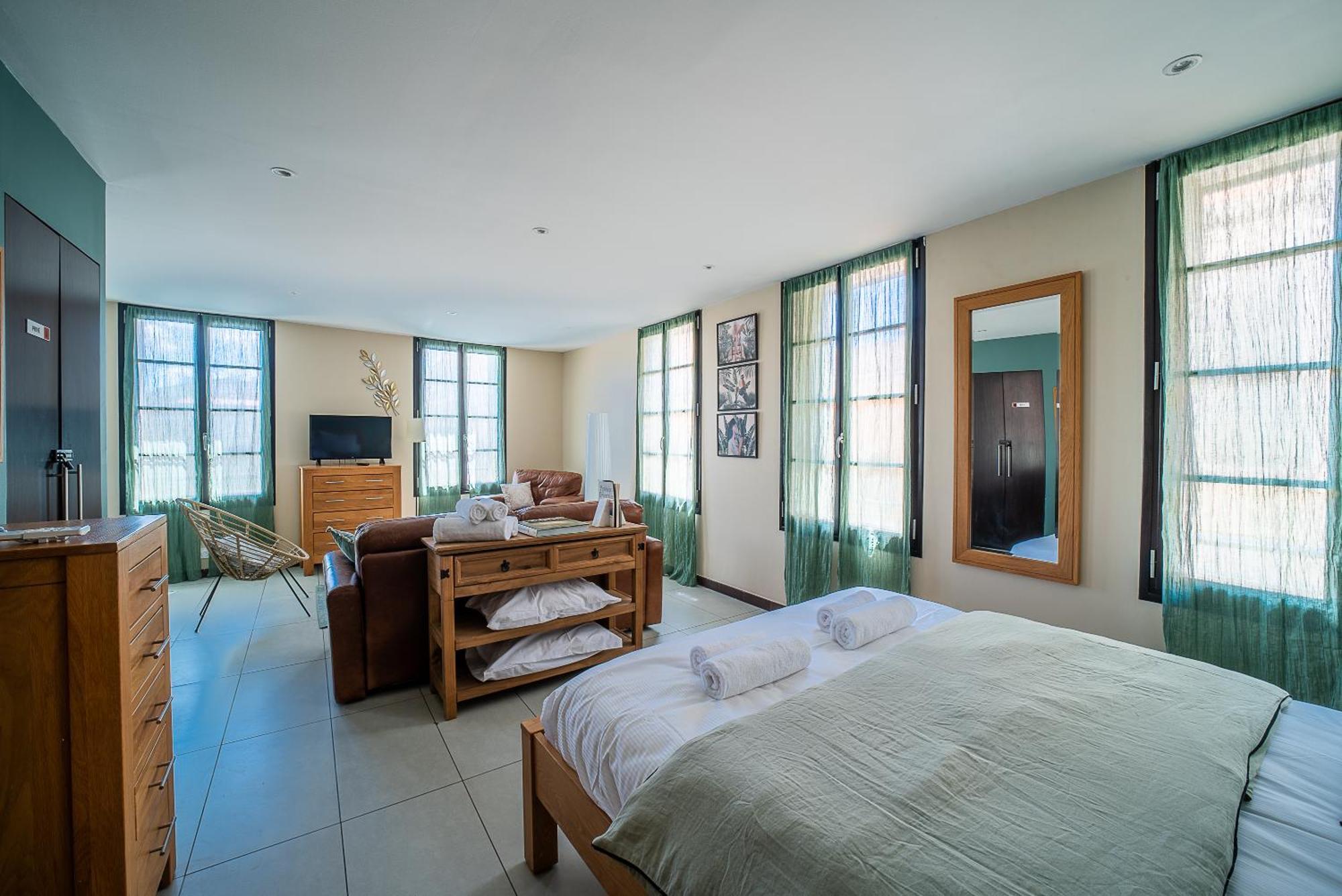 Suites Coronell D'En Vila Perpignan Exterior photo